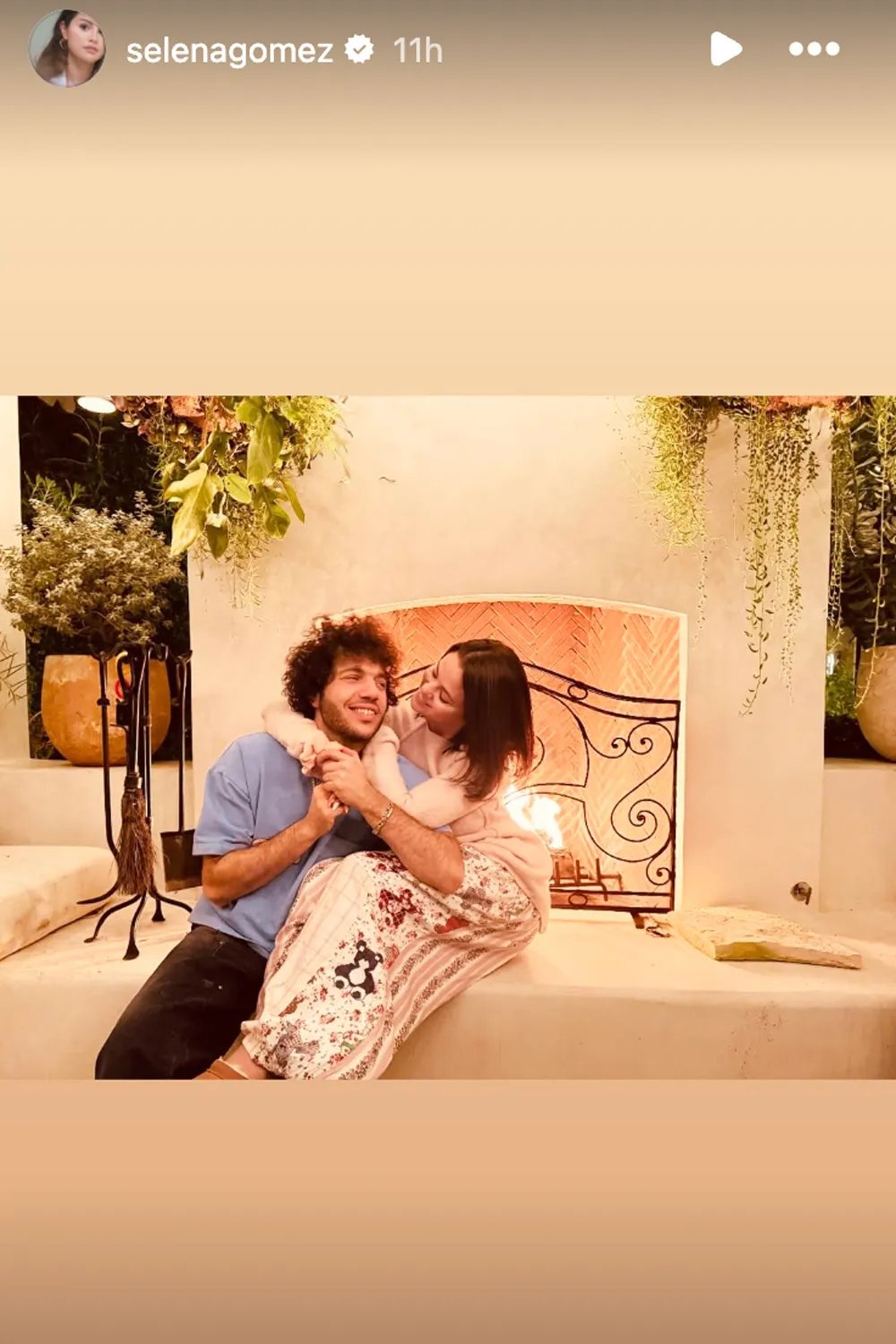 Selena Gomez First Thanksgiving Since Wedding.