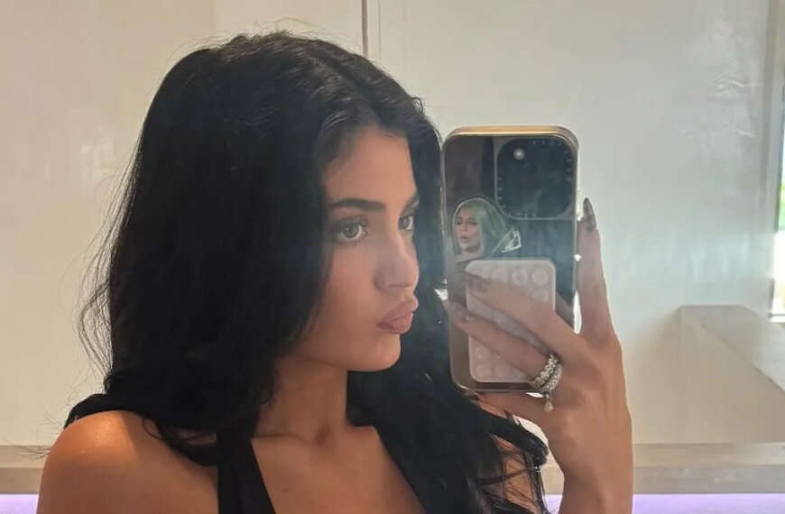 Kylie Jenner Stuns in a Chic Black Mini Dress at Her Family's Thanksgiving Dinner