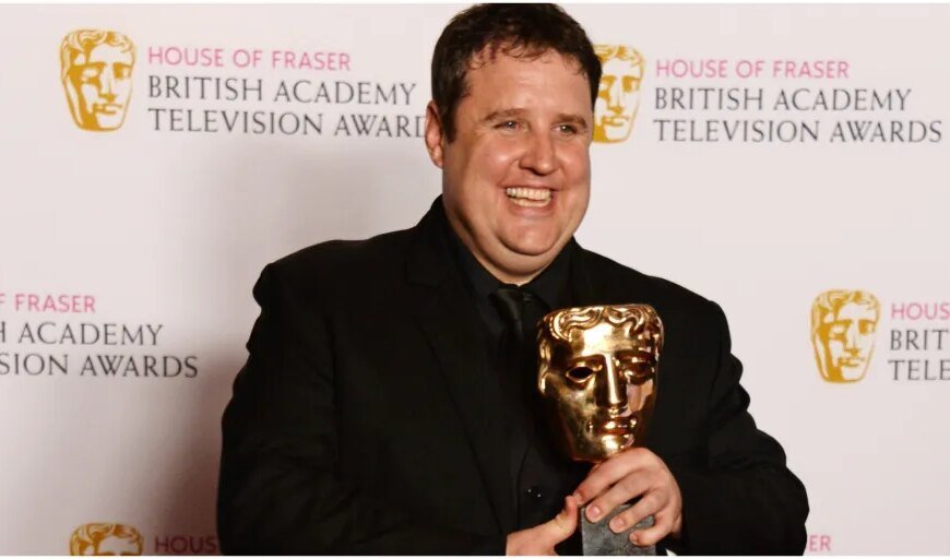 Peter Kay Turns Down Netflix's Offer for 'Phoenix Nights' Over Trigger Warning Request