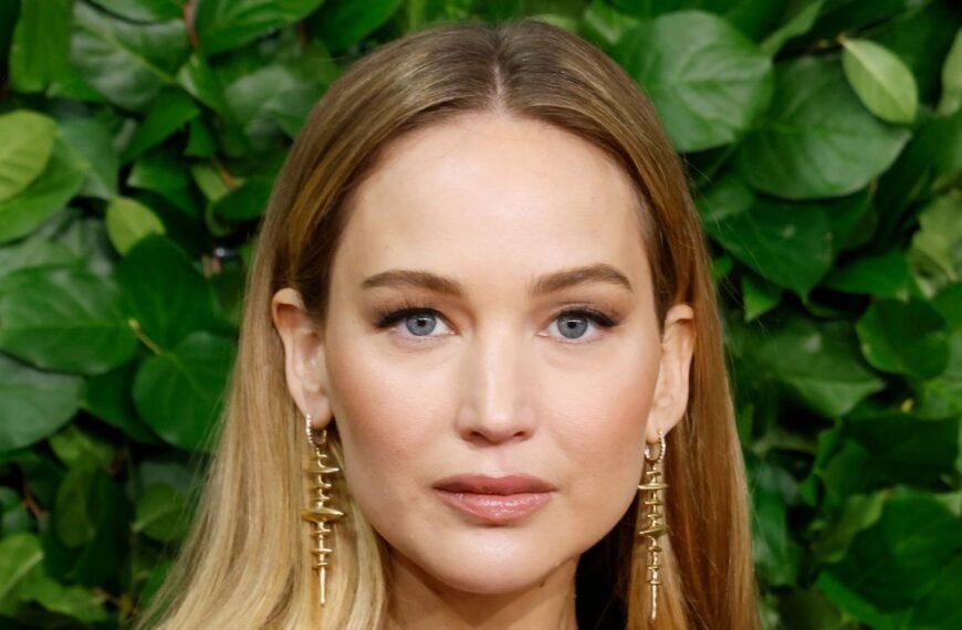 Jennifer Lawrence's Chic Office Look Features a Surprising High Leg Slit