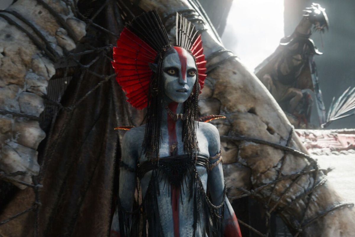 Fans Share First Impressions of James Cameron's New Film "Avatar: Fire and Ash"