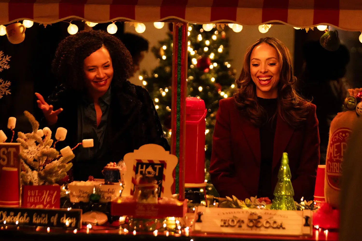 Amber Stevens West and Corbin Reid in 'The Christmas Showdown'.