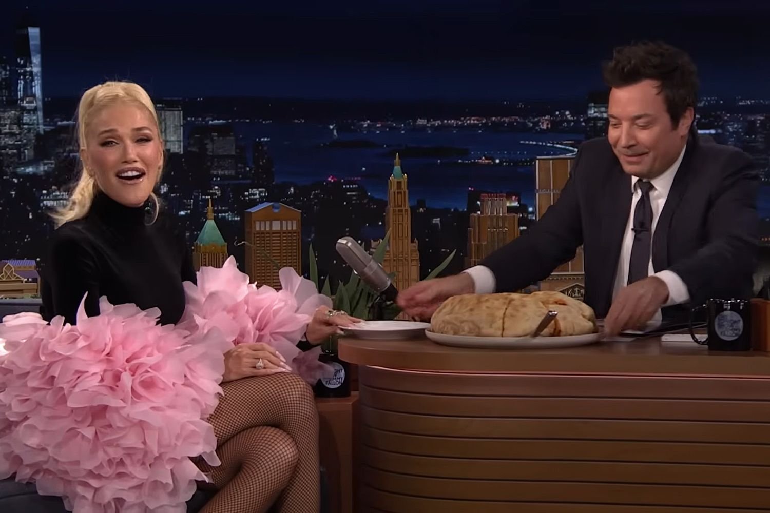 Gwen Stefani Shares How Blake Shelton Kicked Off Their Holiday Timpano Pasta Dome Tradition