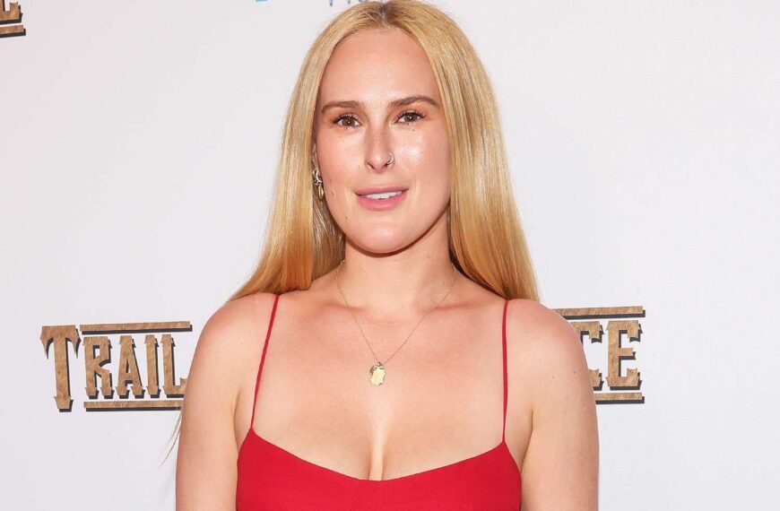 Rumer Willis Shares Her Cover of 'Sailing' While Excitingly Hinting at Her Upcoming Album