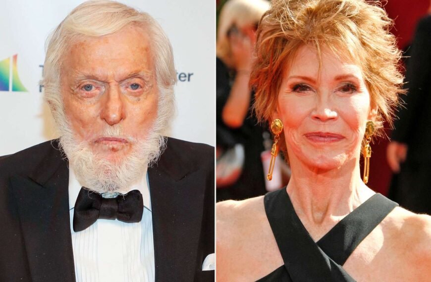 Dick Van Dyke Shares a Fun Story About Mary Tyler Moore's Reaction to His Cartoon Drawing