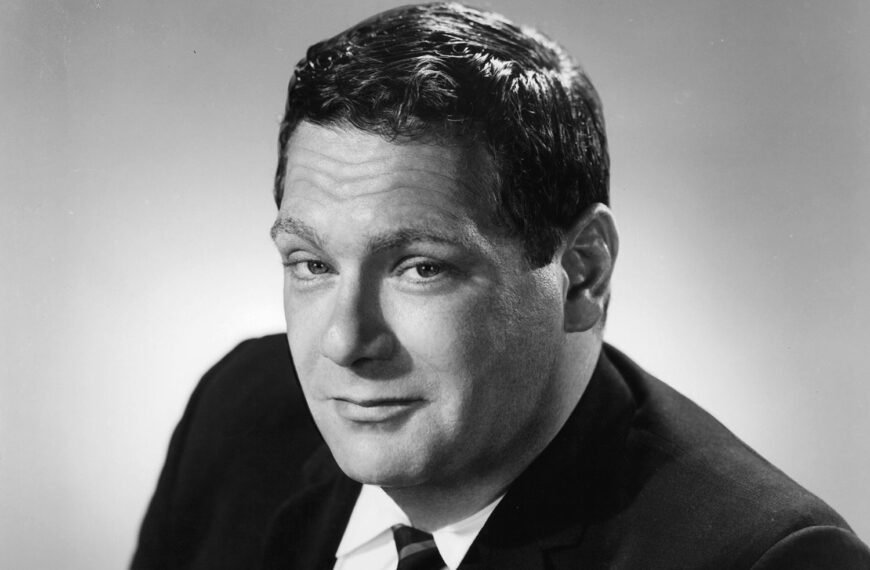 Jackie Vernon Nearly Gave Up the Chance to Be Frosty the Snowman Because Other Actors Were Unavailable