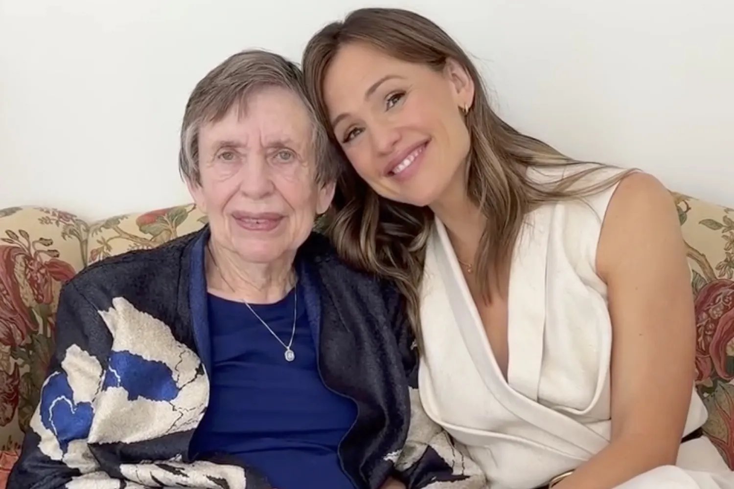 Jennifer Garner and her mother Pat