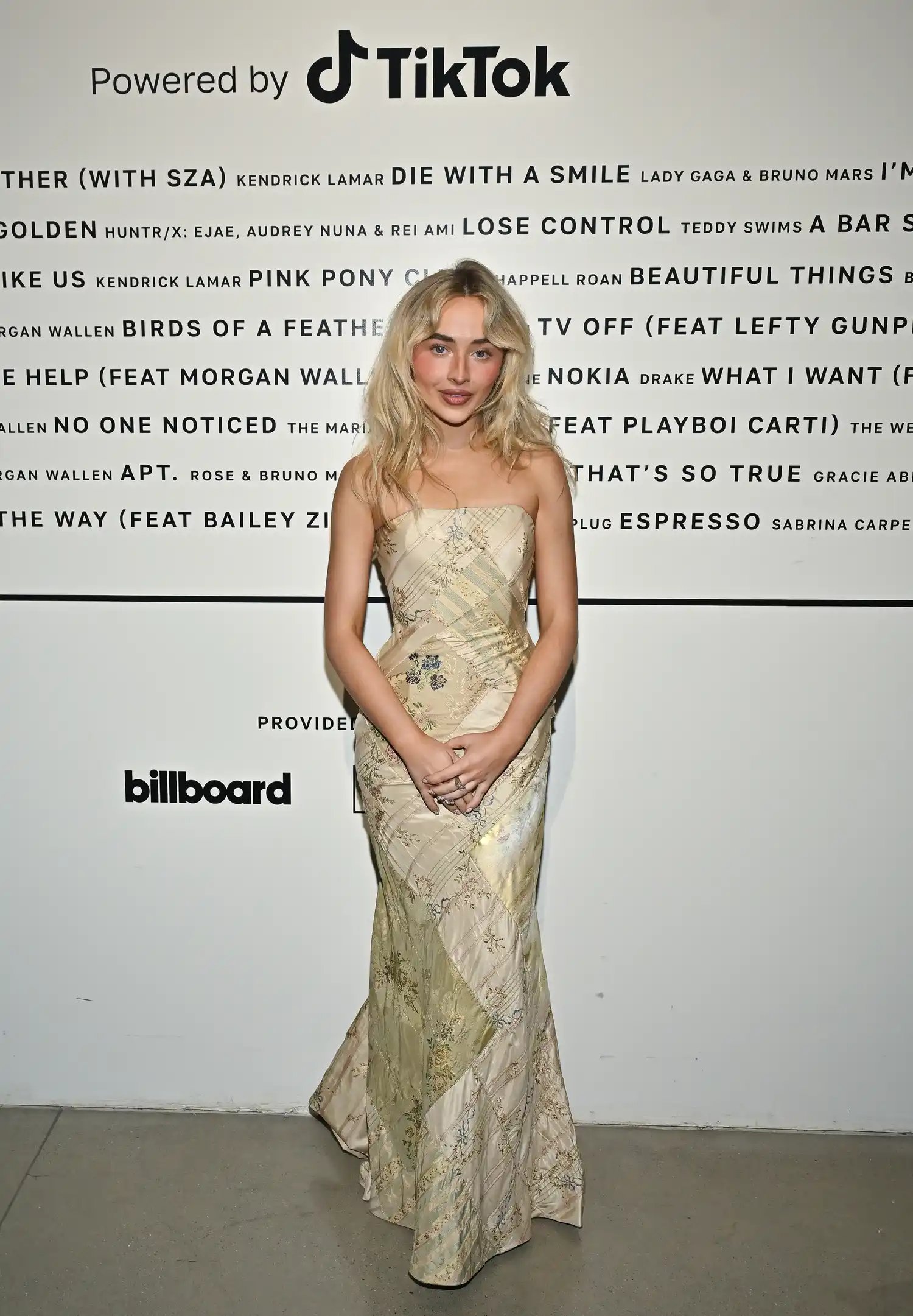 Sabrina Carpenter on December 6, 2025.