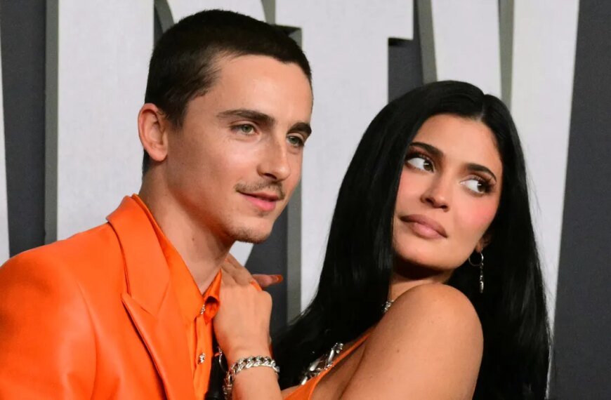 Kylie Jenner and Timothée Chalamet: A Closer Look at Their Smart Choices