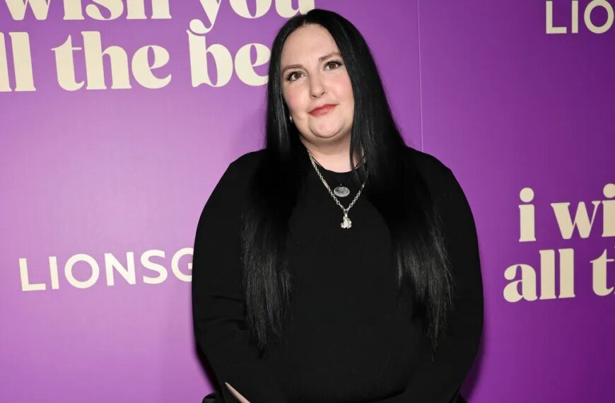 Lena Dunham Shares Her Thoughts After Watching Taylor Swift’s Fiancé in Action: Embracing Her New ‘Sports Era’