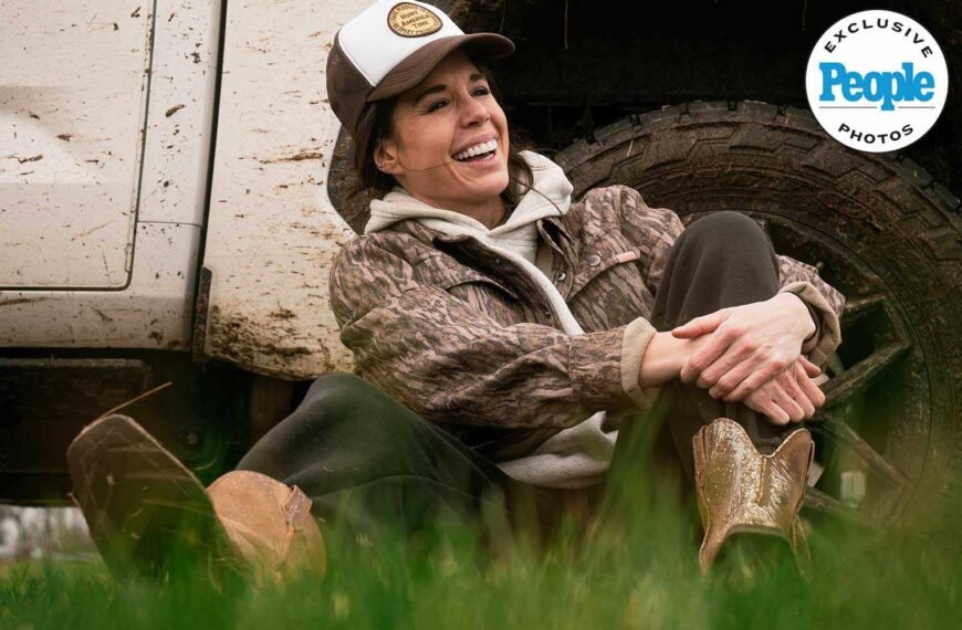 Danae Hays Shares How Performing Helped Heal Her Heart This Past Year Before Her Tour