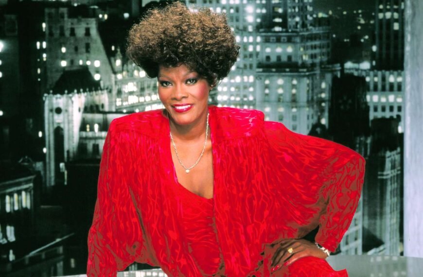 A Warm Birthday Tribute to Dionne Warwick: A Look Back at Her Life and Career Through Photos