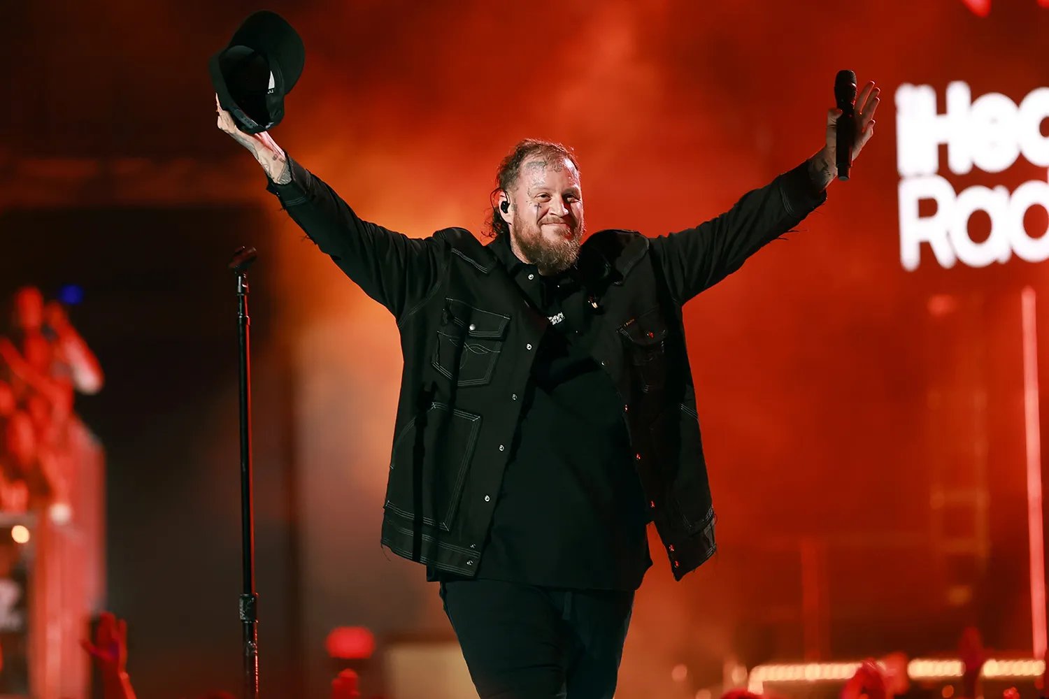 Jelly Roll performs onstage during the 2025 iHeartRadio Music Festival at T-Mobile Arena on September 19, 2025 in Las Vegas, Nevada.
