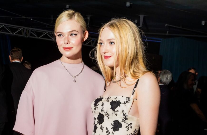 Elle and Dakota Fanning Enjoy a Rare Sister Outing in Coordinating T-Shirt Maxidresses