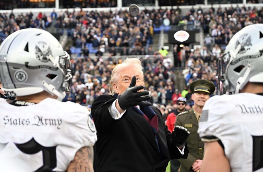 Donald Trump’s Coin Toss Mishap at the Army-Navy Game: Football Fans Share Their Reactions