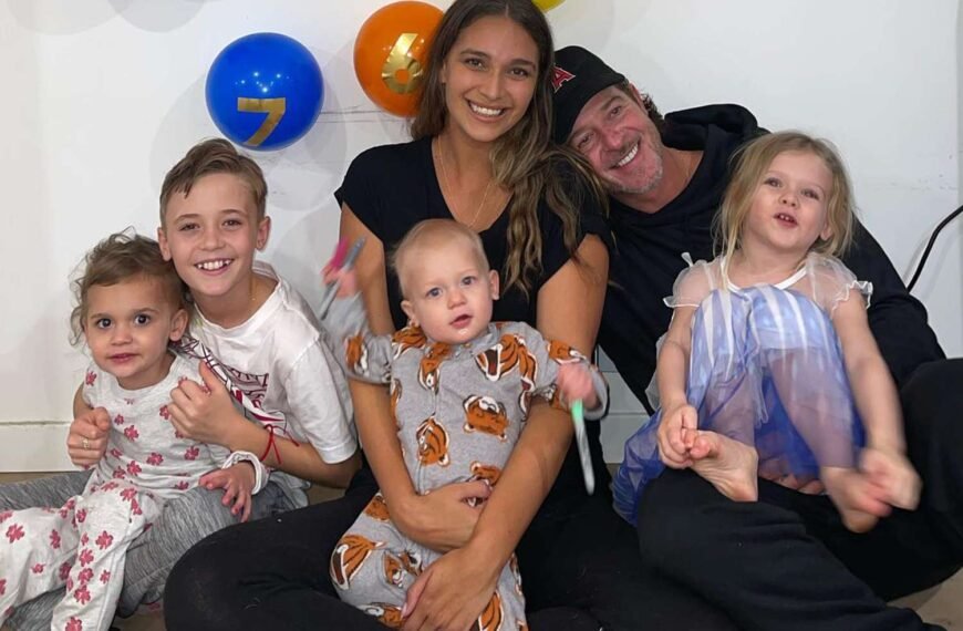 Getting to Know Robin Thicke's Four Kids: Julian, Mia, Lola, and Luca