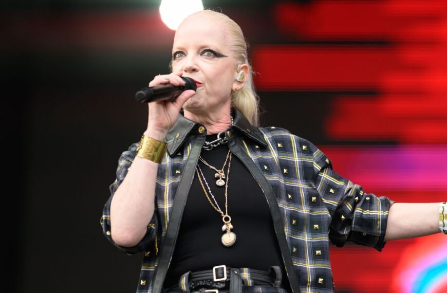 Shirley Manson of Garbage Shares Thoughts on Intolerance During Sydney Performance Following Bondi Beach Shooting