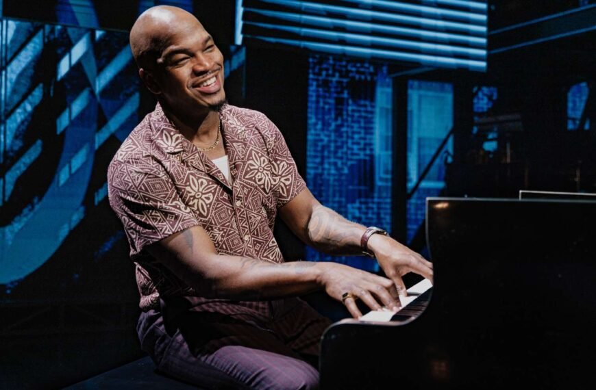 NE-YO Shines on Broadway: Check Out the First Look of the 'Closer' Singer in Alicia Keys' Musical