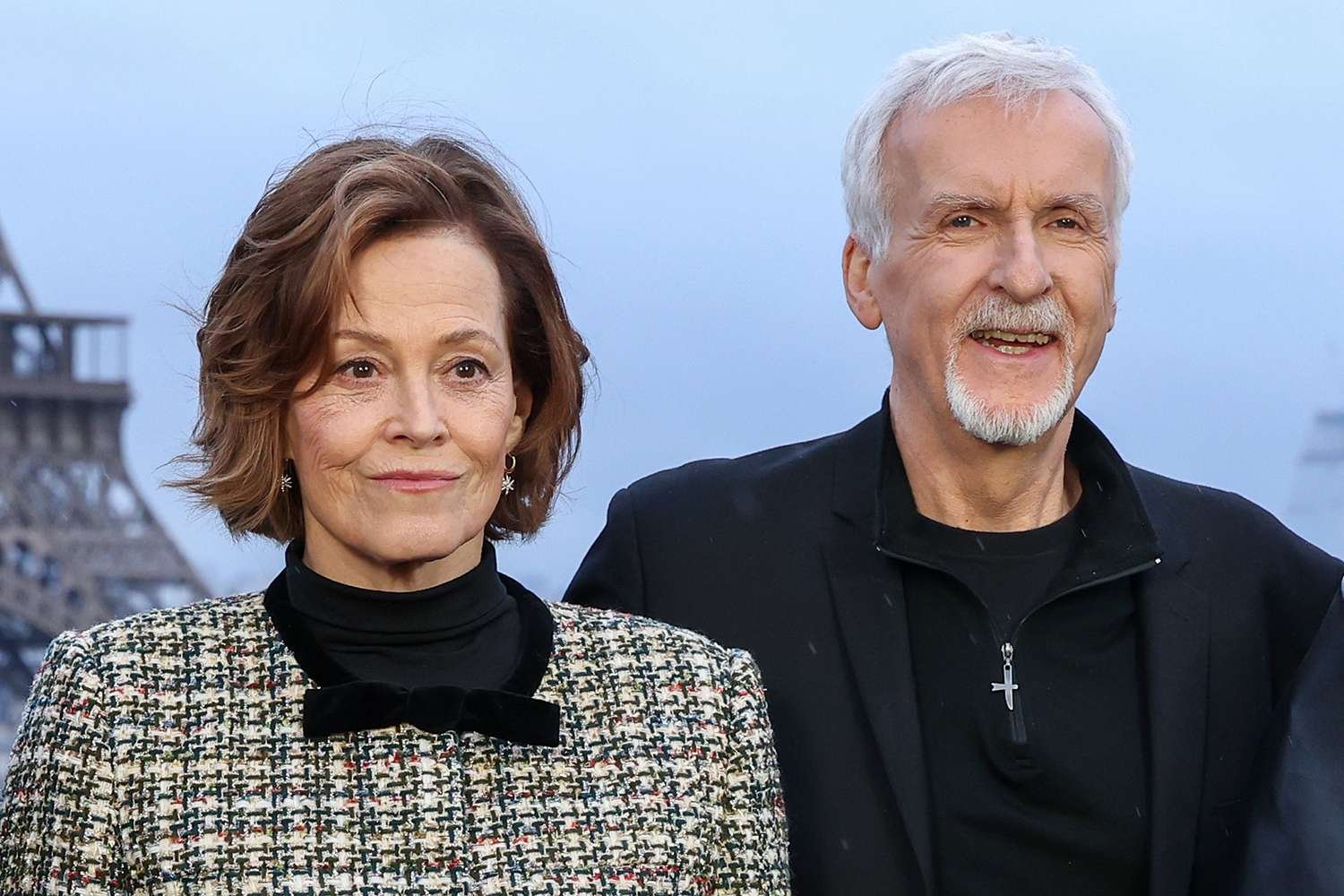 James Cameron Praises Sigourney Weaver's Unique Performance as a Teen in Avatar: Fire and Ash