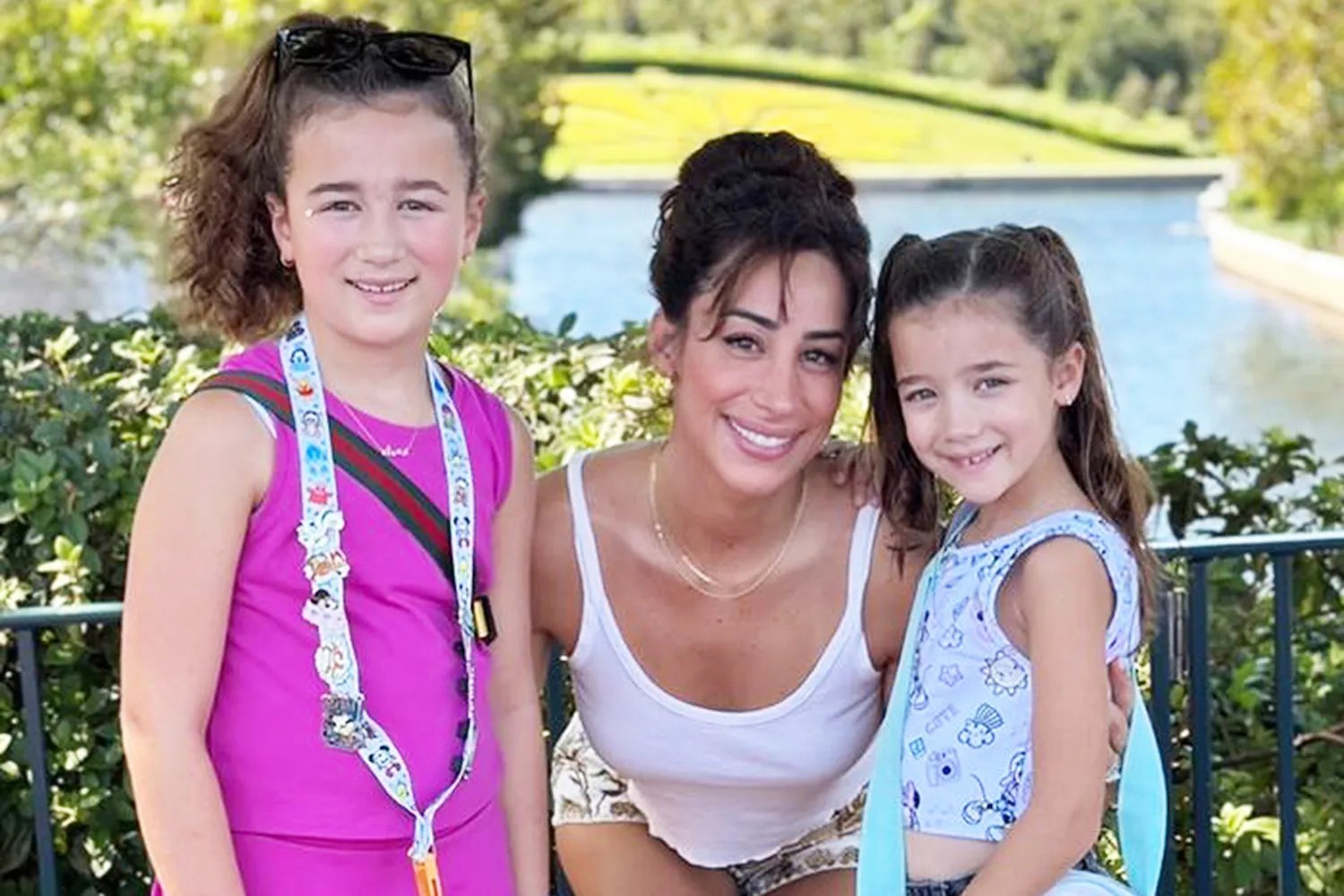 Danielle and her daughters.