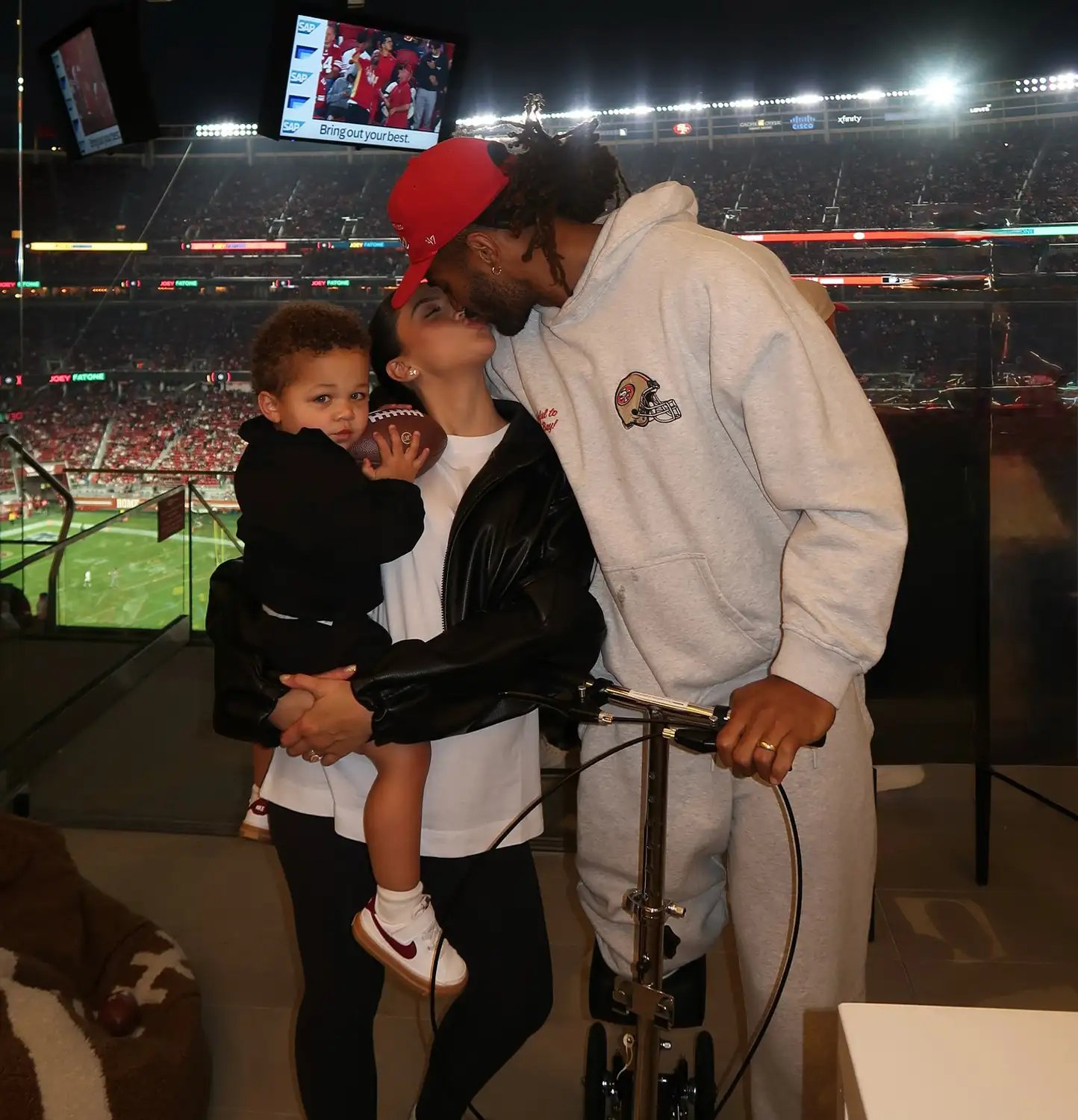 Sydney Warner, Fred Warner