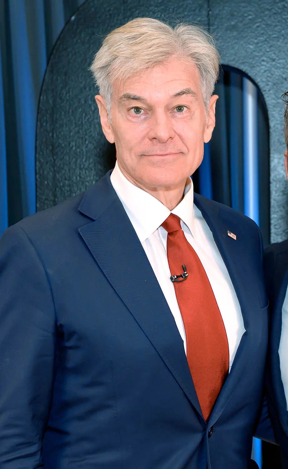 Mehmet Oz speaks during the 10X Ladies Conference Hosted by Elena Cardone at JW Marriott Miami Turnberry Resort & Spa on August 16, 2025 in Aventura, Florida