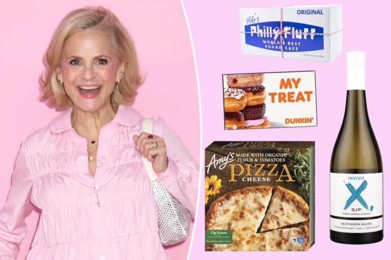 Amy Sedaris Shares Simple Holiday Tips with Frozen Pizza, Dunkin’ Gift Cards, and a Delicious Cake