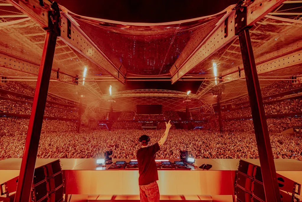 Dom Dolla's Memorable Stadium Show: Insights from the Untitled Group