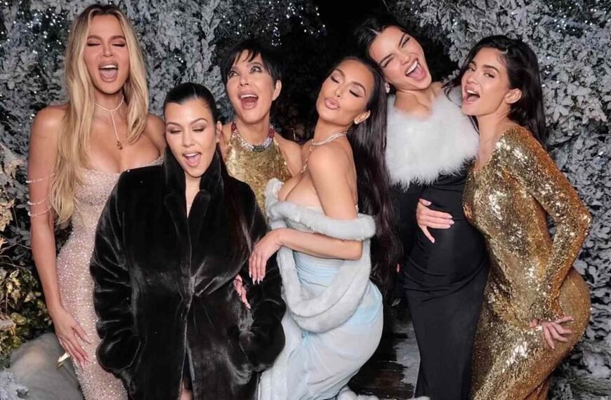 The Kardashian-Jenner Christmas Eve Party: A Look at This Year’s Best Holiday Fashion Moments