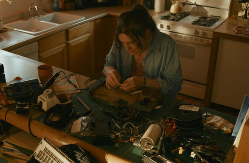 Filmmaker Ariel Mahler Discusses the Role of Trans Visibility and Vulnerability in Her AFI-Backed Short Film 'Re-Entry'