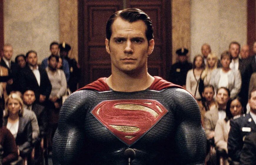 Zack Snyder Shares Henry Cavill’s Superman Test Photos in the Classic Suit