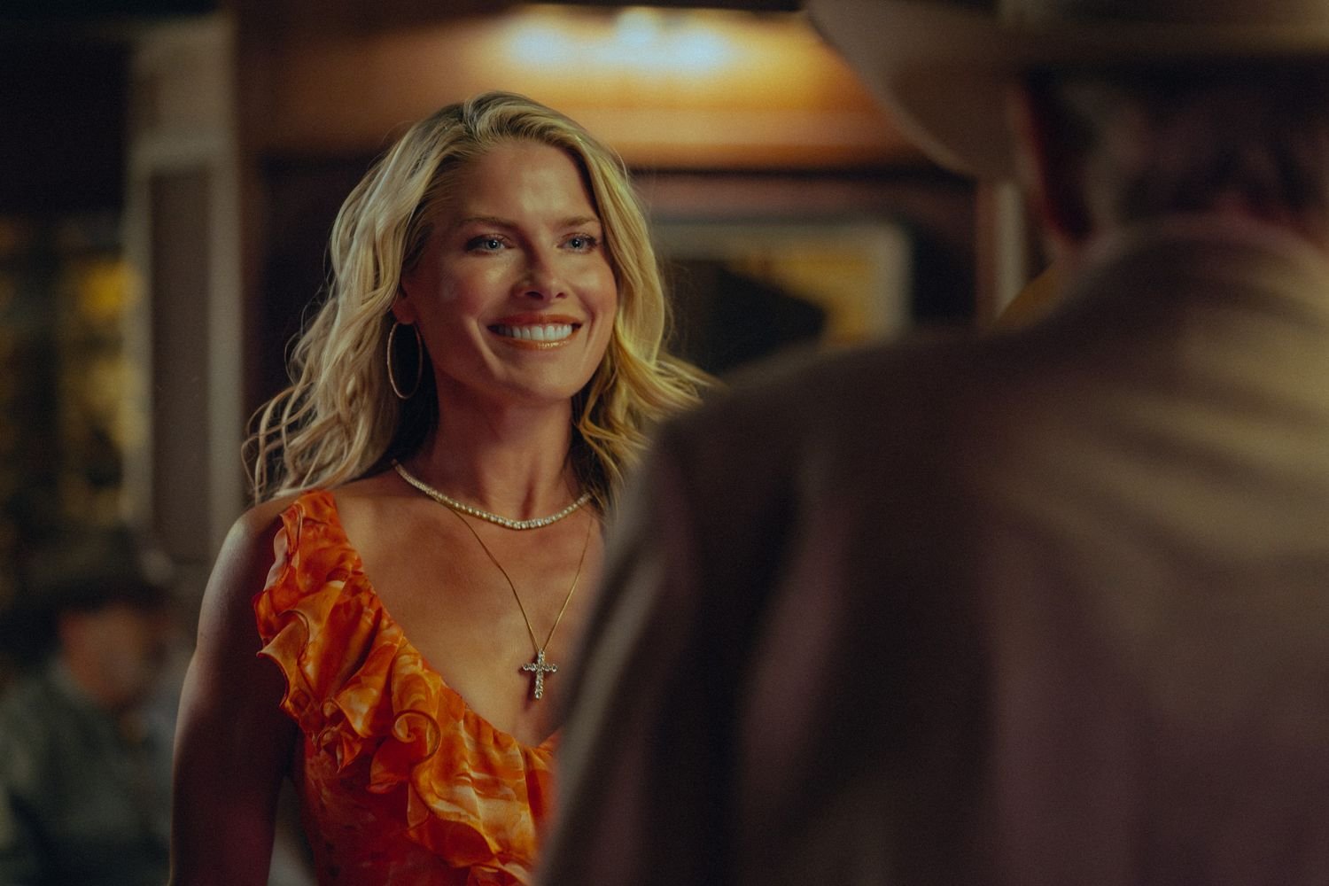 Ali Larter Shares How Taylor Sheridan Challenged the Cast on Set Without Any Handholding