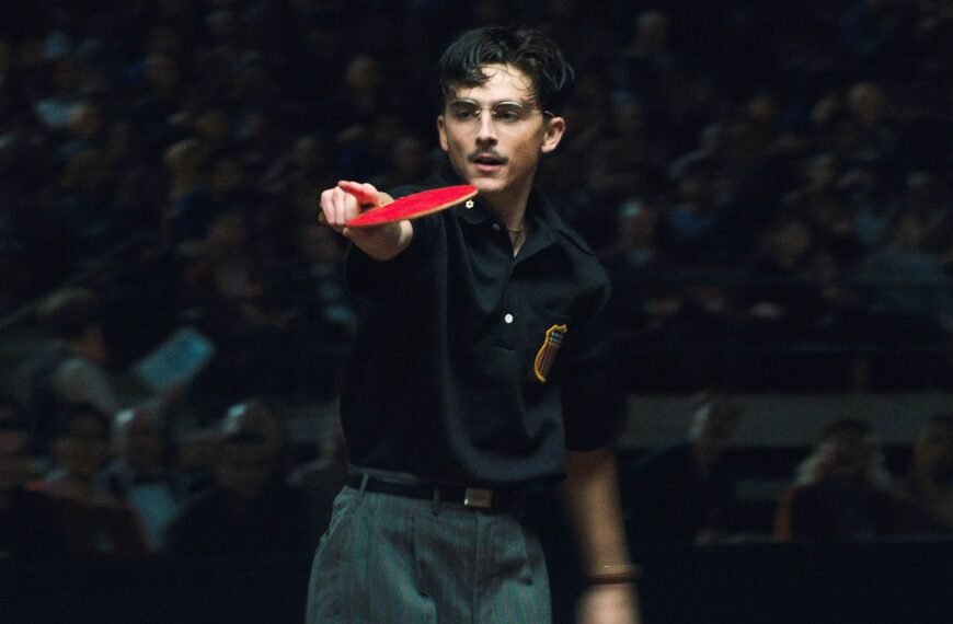 Timothée Chalamet Wears Blurry Contact Lenses and Glasses for Marty Supreme