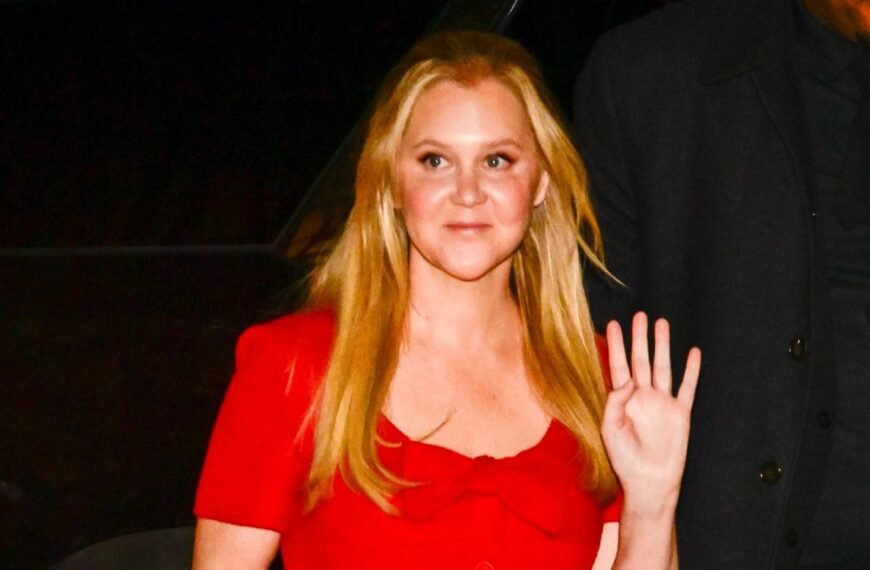 Amy Schumer Enjoys a Tropical Getaway in a Classic Black Bikini