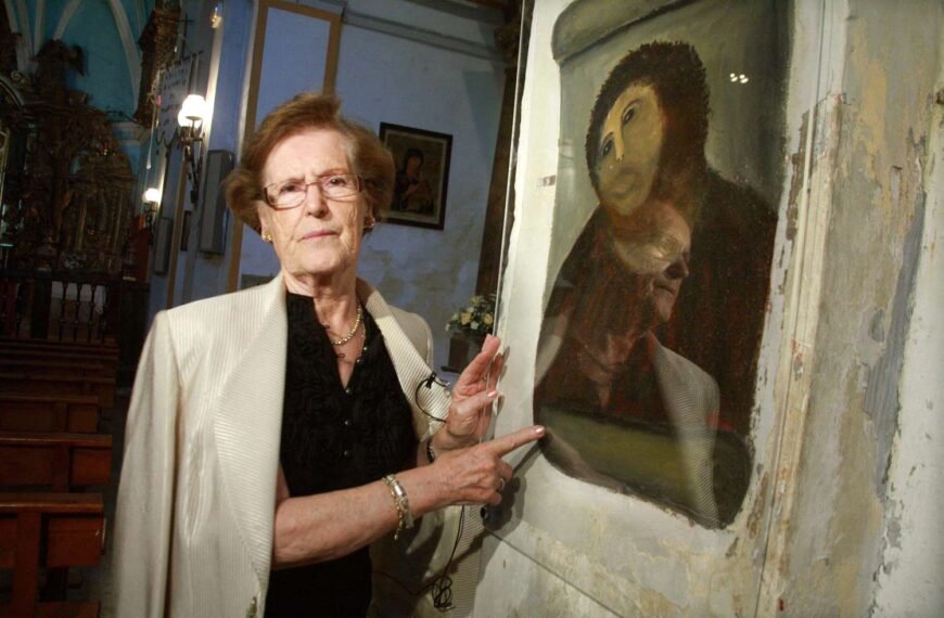 Renowned Artist Behind Controversial 'Monkey Christ' Restoration Passes Away at 94