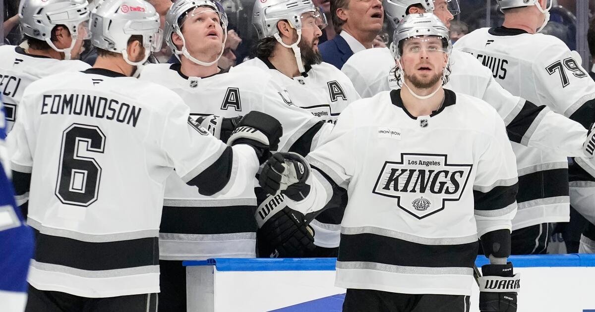 Adrian Kempe's Two Goals Lead the Kings to a Much-Needed Victory