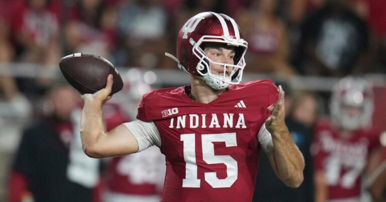 Alabama Ready to Face Indiana's Fernando Mendoza in the Rose Bowl