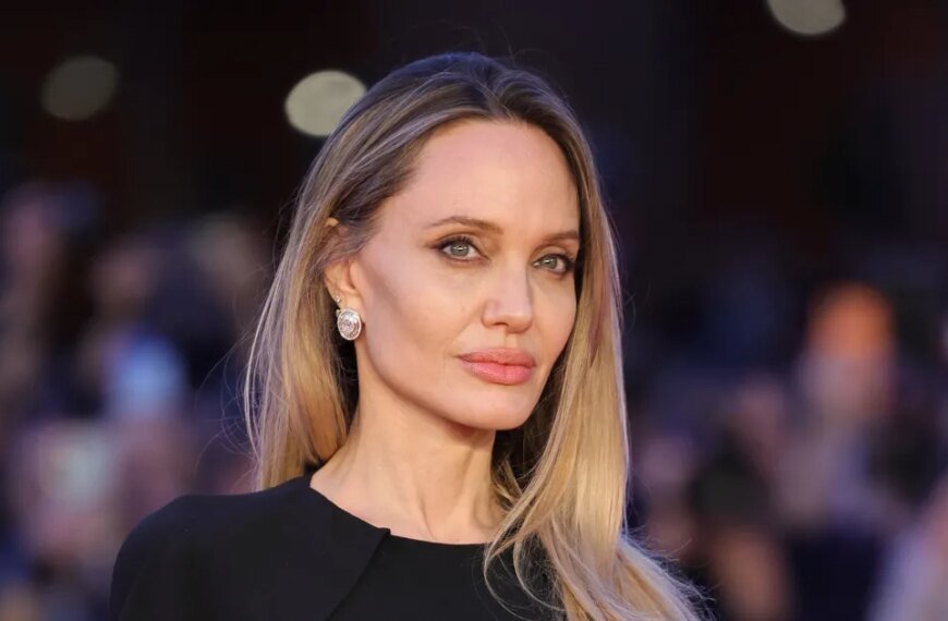 Angelina Jolie's Stylish Printed Tote Bag: How to Grab the Chic Look for Just $33
