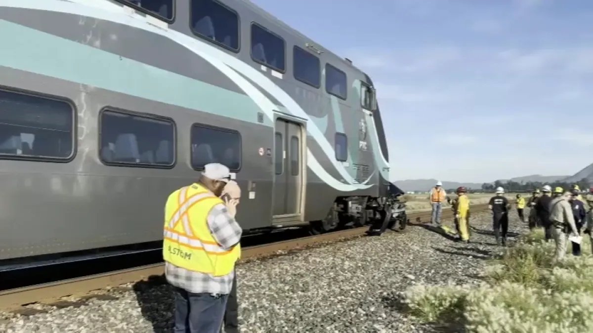 Car Collides with Metrolink Train in Camarillo, Resulting in Driver's Death