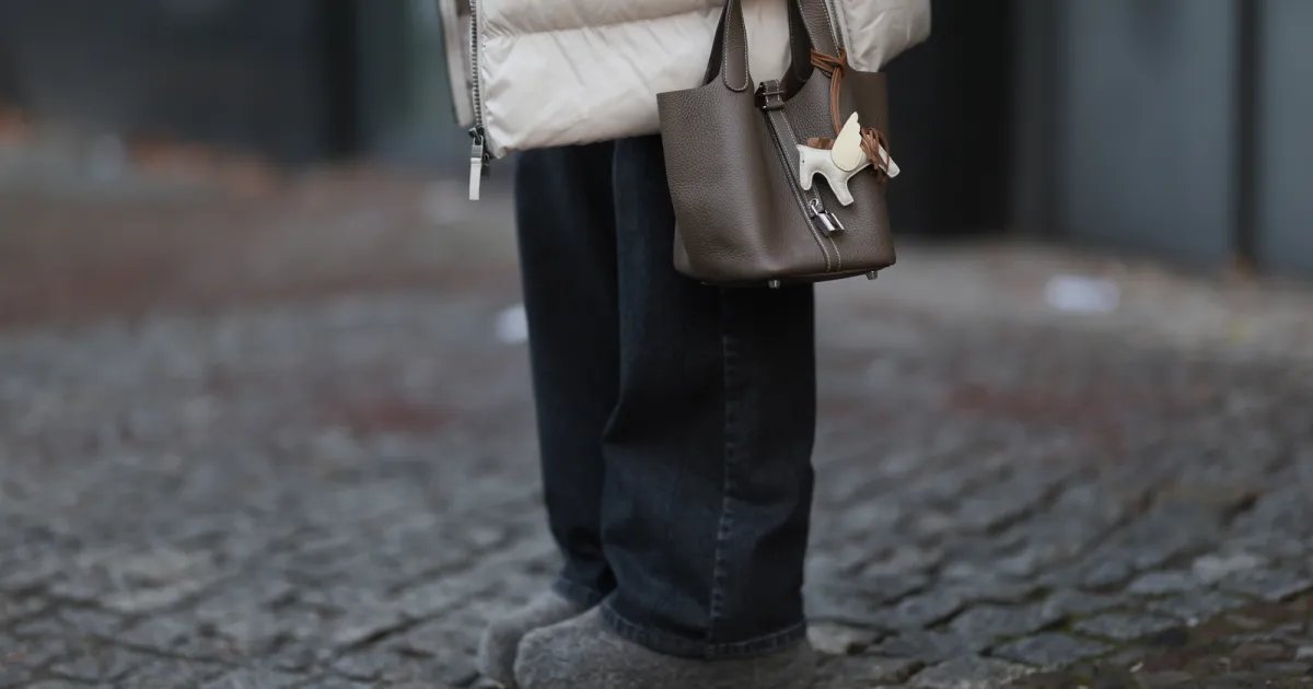 Check Out Amazon's New Collection of Cozy Winter Shoes: Slippers, Boots, and Socks That Keep You Warm