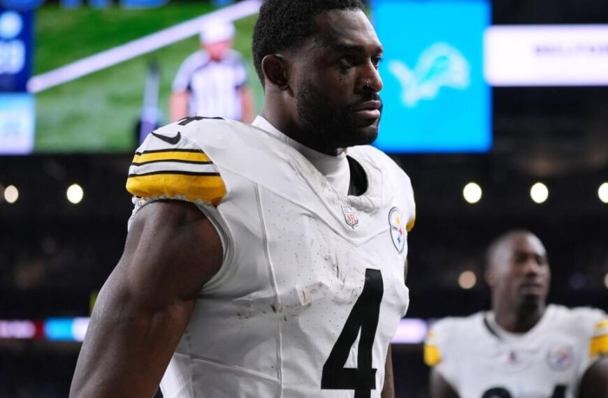 DK Metcalf Responds to a Fan Calling Him by His Real Name