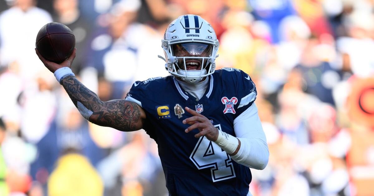 Dak Prescott Leads Cowboys to Victory Over Struggling Commanders
