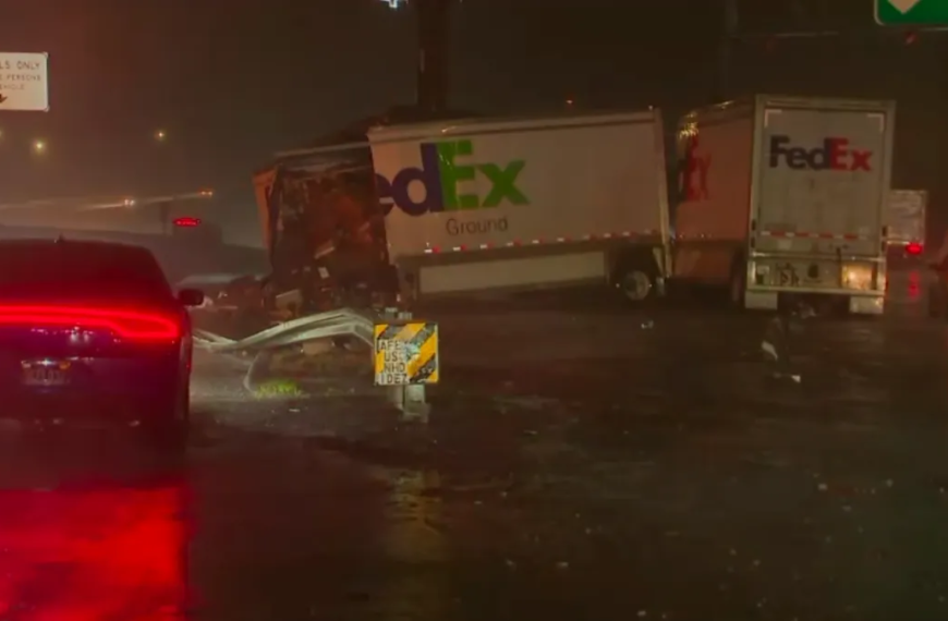 FedEx Truck Accident on 5 Freeway in Pacoima Involves 12,000 Pounds of Packages