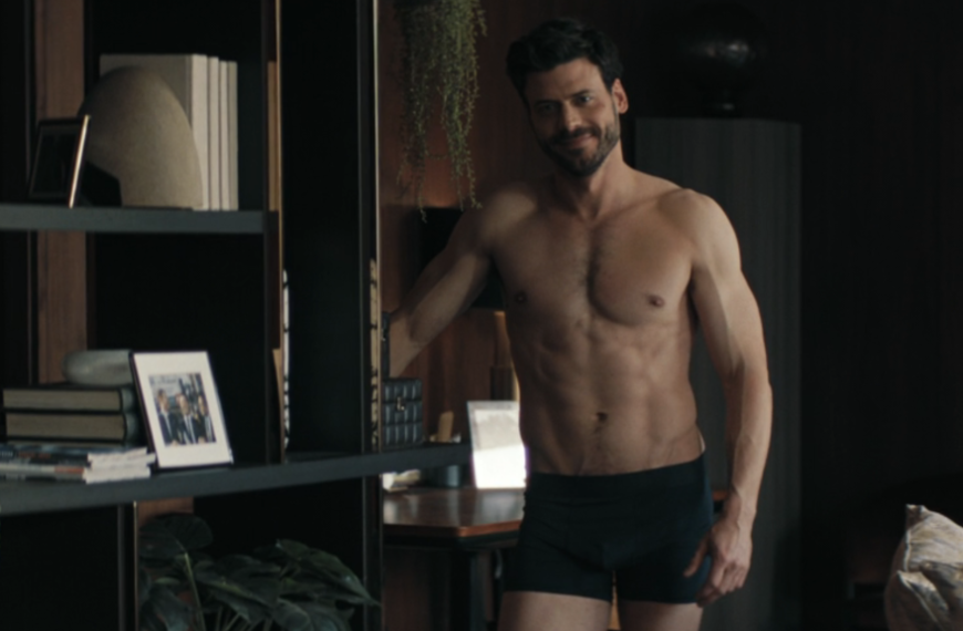 François Arnaud Shares Insights on Scott’s Thoughtful Rom-Com Episode and Adds a Humorous Twist