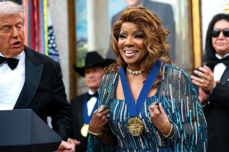Gloria Gaynor Talks About Her Experience Meeting Donald Trump at the Kennedy Center Honors
