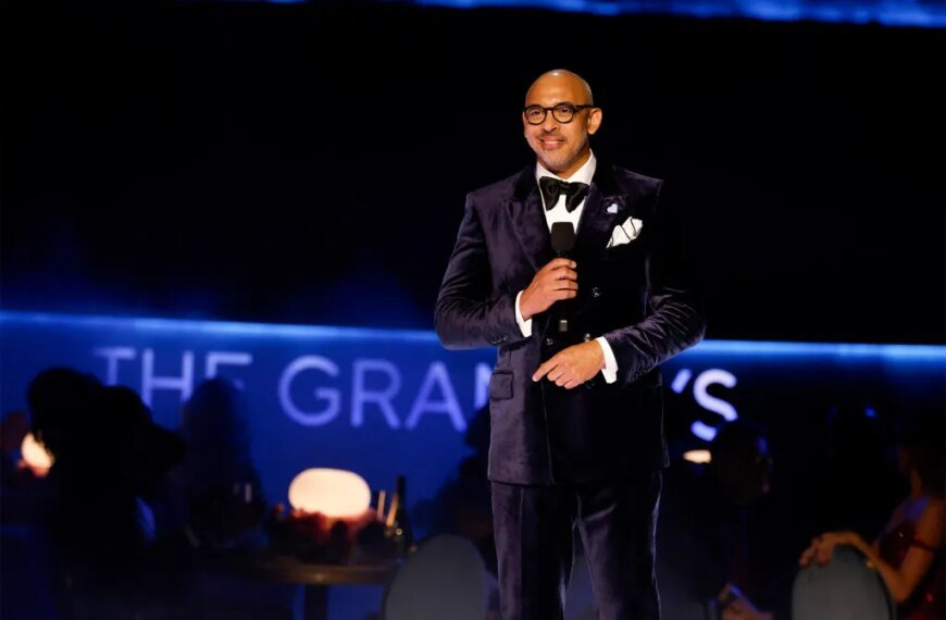 How Grammy Leader Harvey Mason Jr. Is Adapting to AI in Music: The Challenges He Faces