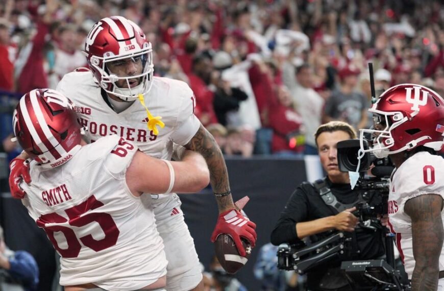 Indiana focuses on staying sharp after extended break ahead of Rose Bowl match against Alabama