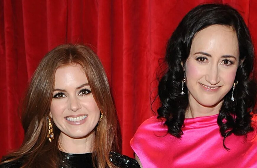 Isla Fisher Honors ‘Confessions of a Shopaholic’ Author Sophie Kinsella: A Heartfelt Tribute