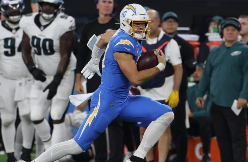 Justin Herbert Named One of Five Chargers Selected for the Pro Bowl