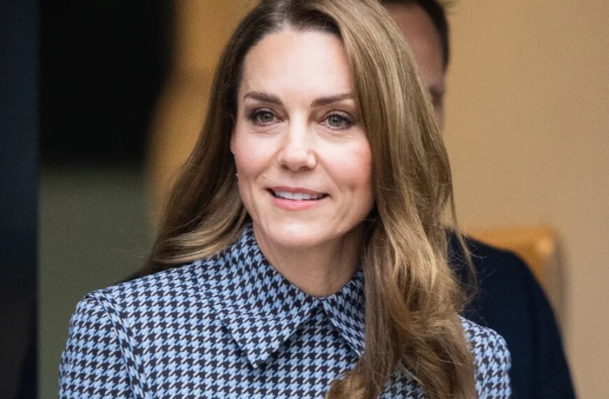Kate Middleton Swaps Her Favorite Black Handbag for a Chic New Style